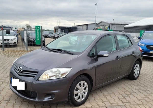 Toyota Auris cena 21990 przebieg: 220000, rok produkcji 2010 z Kutno małe 466